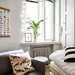 Small Studio Apartment Nearby City Centre